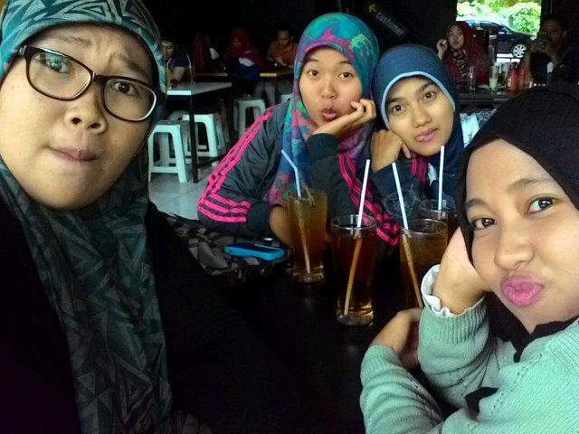 WS w/ @kumochizuka <a href="/pertiwidianaa/">DhiPi ♡ PoOh</a> <a href="/maulidiahtami/">Maulidiah Triutami</a> 04052015 :)