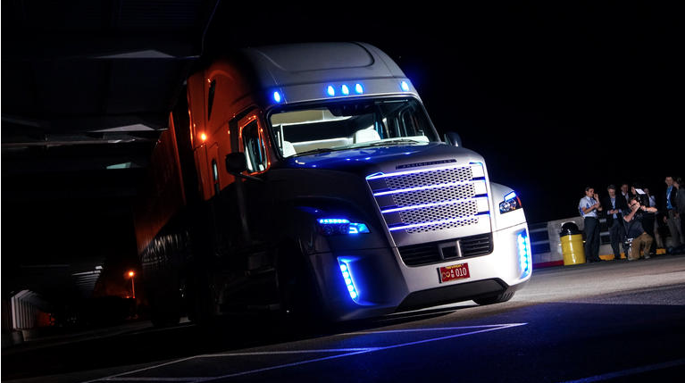 Verifreight's tweet photo. Self-driving Freightliner Inspiration rolls out on public roads in Nevada  http://t.co/0wFxhLdLoQ #VeriFr8 #Logistics http://t.co/OgOdUIDMup