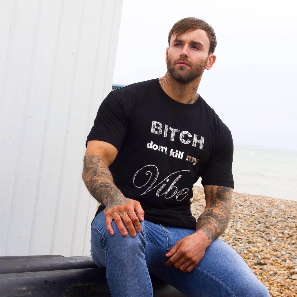 FallenAngelCltn's tweet photo. 😎 Men's s/s15 launching this week! 
#bitchdontkillmyvibe #menswear #malemodel #streetstyle #swag #mensfashion #vibe http://t.co/udp4e6kmNa
