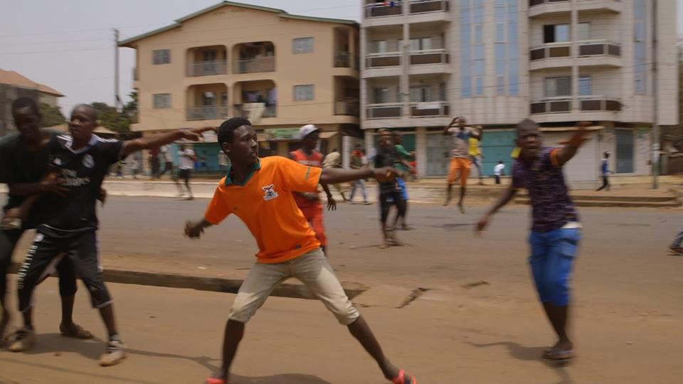 Mrchk0's tweet photo. Ce soir à 20h35 sur @France4tv, premier épisode de mon reportage en #Guinée pour @LEPOQ. http://t.co/vtvQvtMpLJ