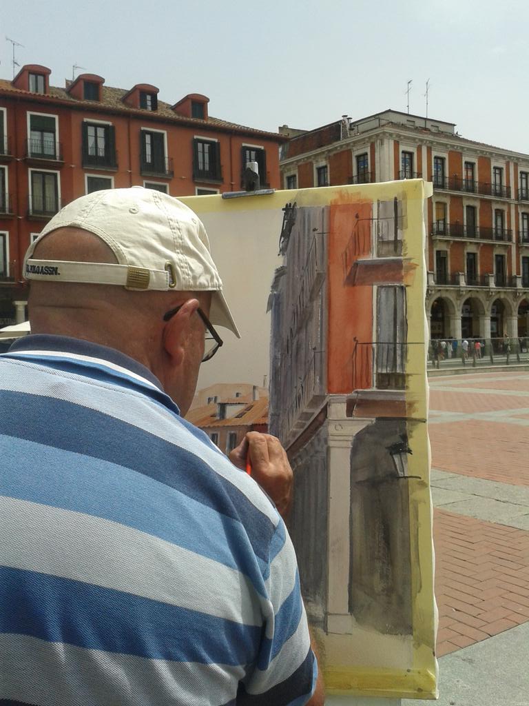 Los artistas dan los últimos retoques a sus obras en el concurso de pintura rápida de #SanPedroRegalado2015