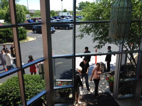 ldufour's tweet photo. People filing in to pay respects to Travis Liversgowdy, 19. Died in car accident. #loved #Cooperhigh @Enquirer http://t.co/qgLGsO8gF4