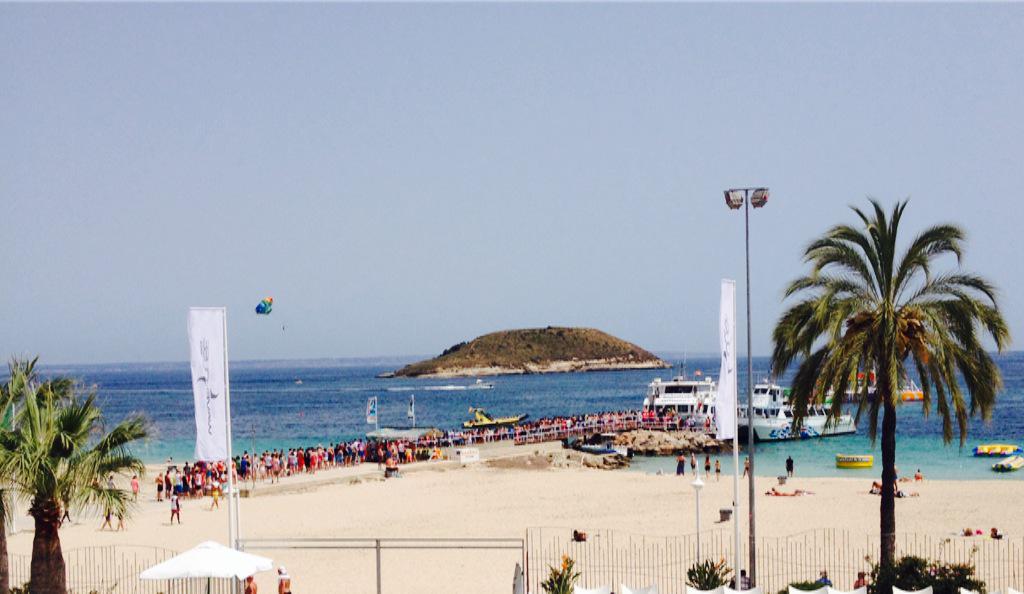 MagalufReality's tweet photo. #wearesummer #magaluf #live #love #tweet http://t.co/Wrf4jdfixY