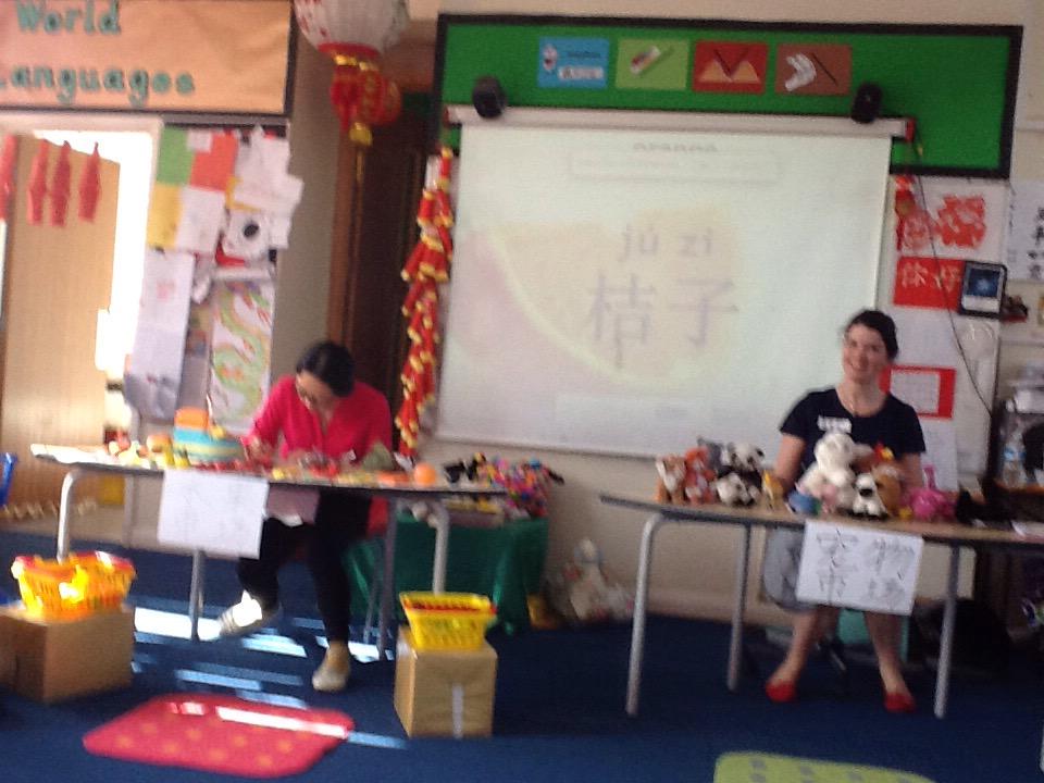 simonehaughey's tweet photo. Having too much fun with the healthy eating and fruit topic this term! #sharemandarin http://t.co/jEx3x86vBP