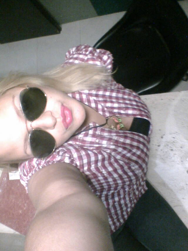 JsjjmcMaria's tweet photo. "Unik" http://t.co/7BCNff0LCy