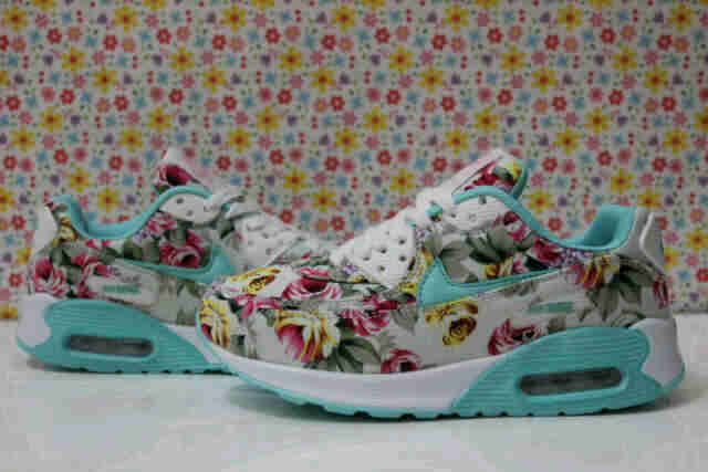 NoriskaNogel's tweet photo. BIG SALE 
NIKE airmax flower VIETNAM QUALITY
size36-40 280rb

pin : 75078d0f
line : cakra_bsm
wa/sms : 081320603643 http://t.co/8Stkc7ia5V