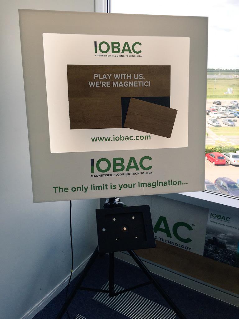 glenniobac's tweet photo. Our new light box display and stand built by yours truly is ready to be displayed at some upcoming shows #Innovation http://t.co/rSZZtn6jWl