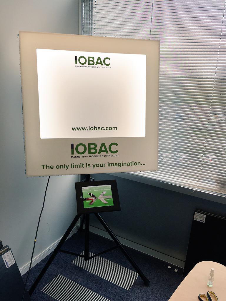 glenniobac's tweet photo. Our new light box display and stand built by yours truly is ready to be displayed at some upcoming shows #Innovation http://t.co/rSZZtn6jWl