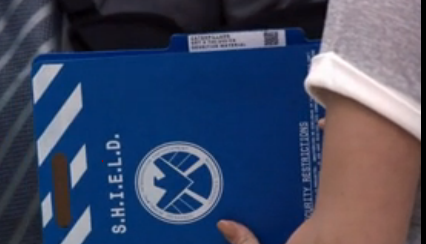Faye_616's tweet photo. We'll see #SecretWarriors/#caterpillars next season of #AgentsofSHIELD Woot! #nerdSHOUT @nerdSHOUT http://t.co/Je1DrqERnt
