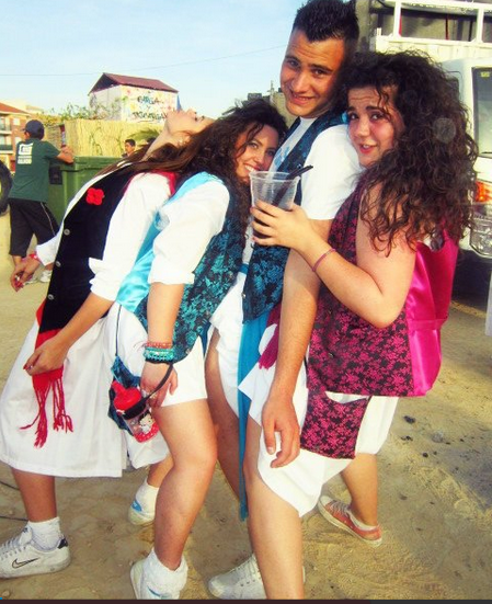 Tienes ganas de San Isidro y ... ¡LO SABES!
#SanIsidro2015 #SanIsidroCEV2015 #LASCarpasParaSeptiembre