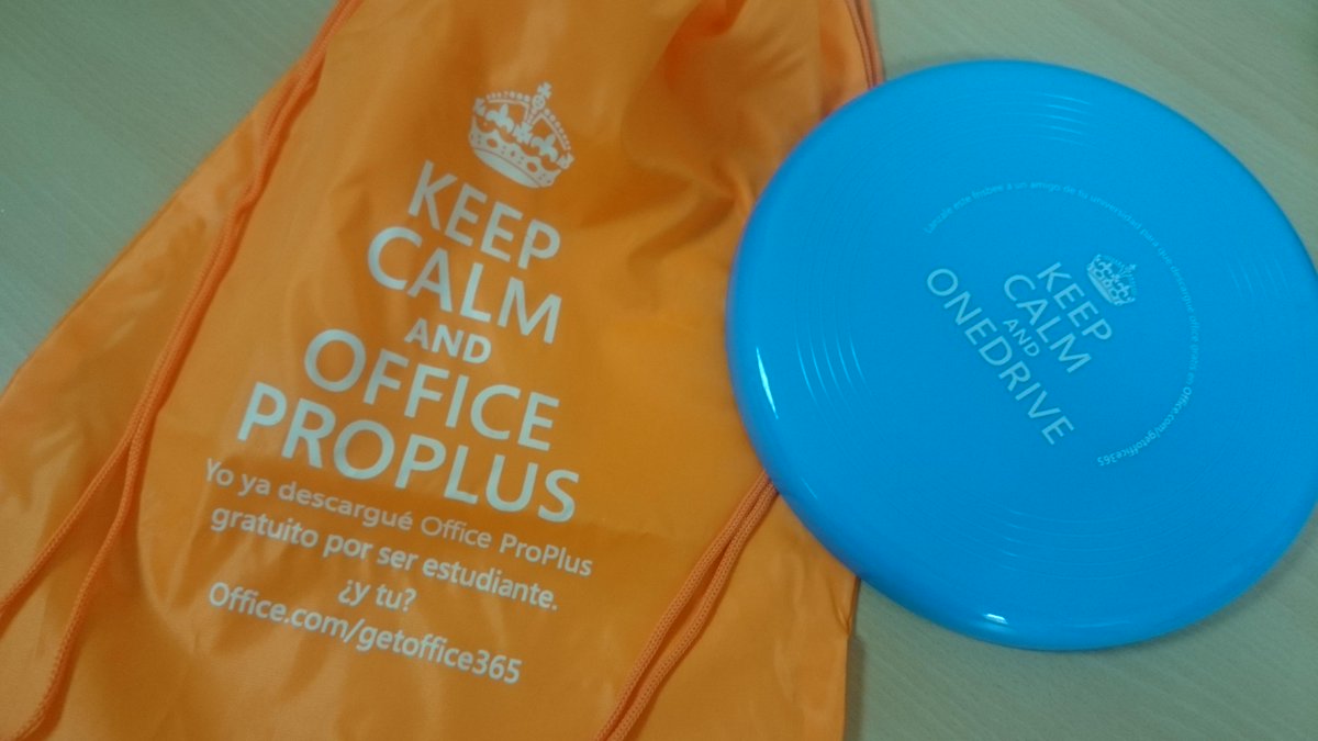 UPBBGA's tweet photo. ¿QUIERES un frisbee o una tula? Ven ya a las metálicas con tu equipo de computo y actualízate #keepcalmandoffice http://t.co/Sb3WERGAz5