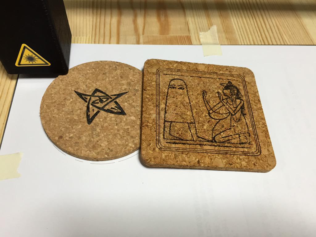 mah_digilife's tweet photo. とりあえずコースターの焦がし方はわかってきた… #SmartLaserMini http://t.co/2jZNbTXN6R