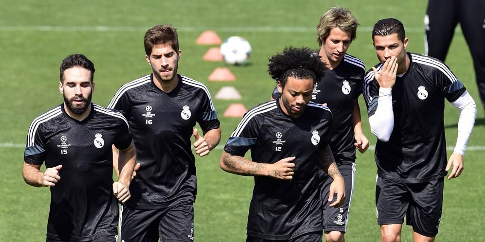 _imoedt's tweet photo. "@Bolanet: http://t.co/iVpMCDKRK4 | 'Kita Akan Lihat Madrid yang Luar Biasa' http://t.co/DmG88cuPiv"