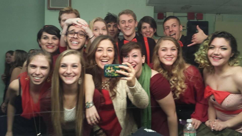 Harmogeddon_'s tweet photo. Throwback Wednesday because we can. @musicalbec @lindSAY_ma_name @TZ7_Zielinski #harmogeddon #holidayinvitational2014 http://t.co/3UmCUphGns