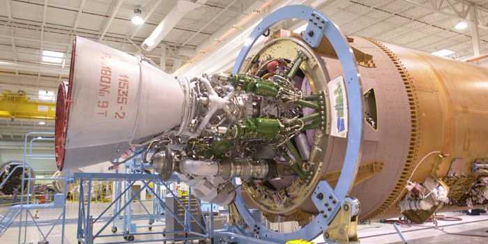 BusinessInsider's tweet photo. The Pentagon wants its two largest contractors to keep using Russian rocket engines http://t.co/I8wDWeRDex http://t.co/ANtPLRLftd