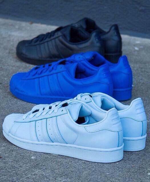 SneakersAddictz's tweet photo. Adidas superstar.. http://t.co/957pyB6oeX