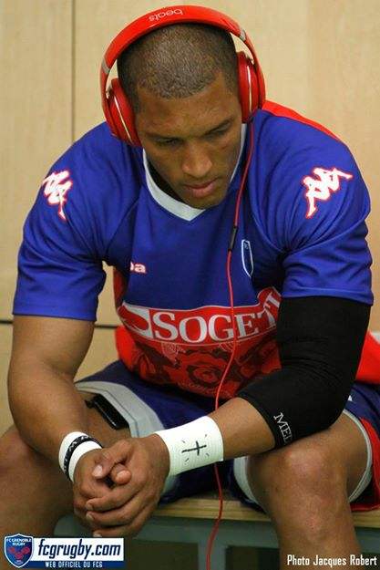 Gio Aplon, premier rugbyman à jouer avec une #GoPro À lire ici : goo.gl/56gXmx  #FCG