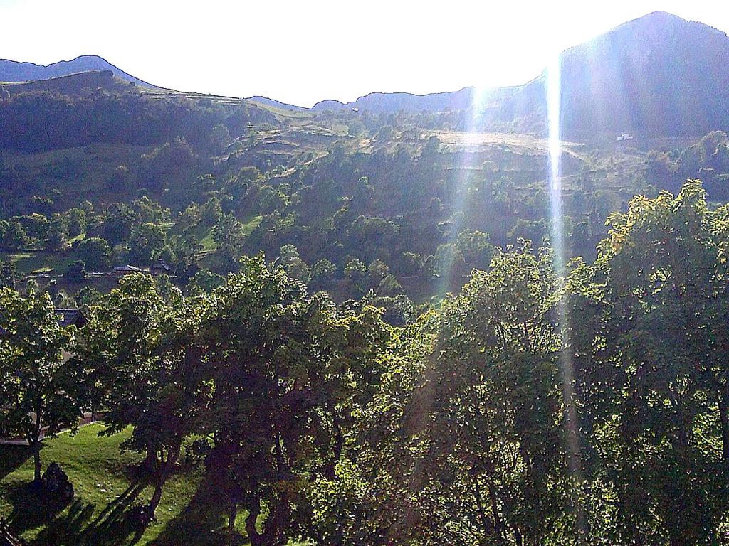 bosnia_expert's tweet photo. قرية Umoljani مطعم و منتجع عند نجاد
#البوسنة
@alwseem66
@hotels_s
@seyaha_europe
@tr__Ar
@Travel__Info
@Tourism45 http://t.co/oV3z8v14PP