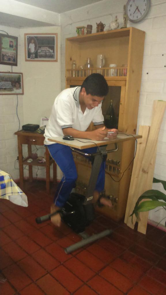 silvana_vega41's tweet image. #CompraSentado