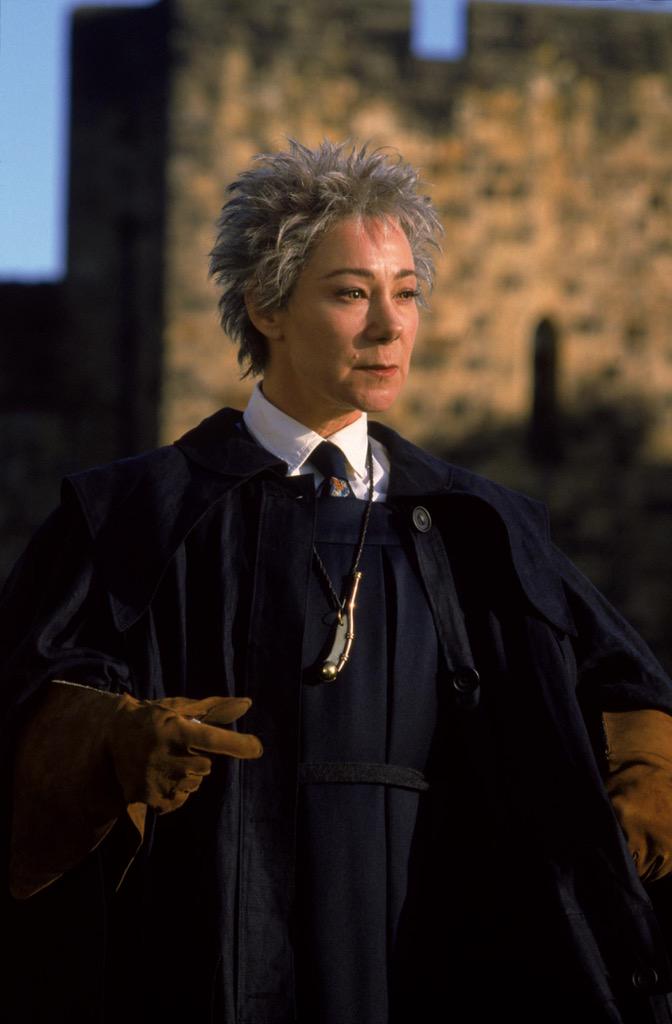 Happy birthday Zoe Wanamaker !       