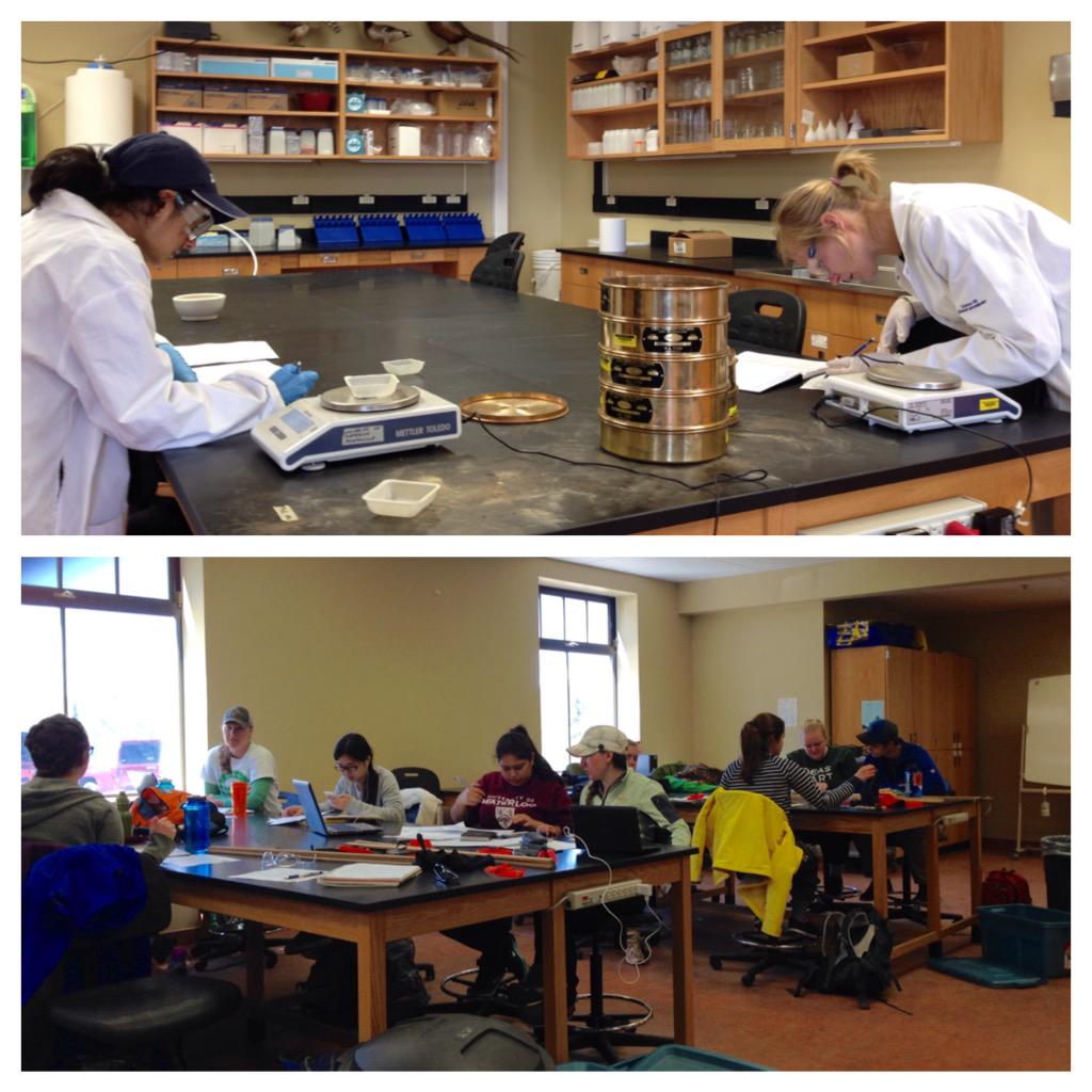 UWSummitCentre's tweet photo. @envwaterloo students are working hard in the lab! #wsce #environmentaleducation http://t.co/2xPQbl2Bv1