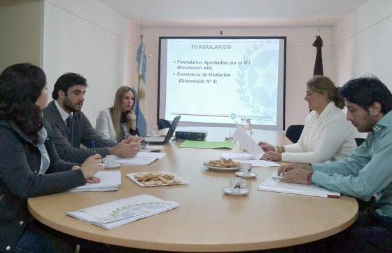 JUNTOS2015's tweet photo. Ultiman detalles para la puesta en funcionamiento: Centro de Mediación Secretaría de Turismo http://t.co/Leqdh8KCMG http://t.co/N6O0NGunza
