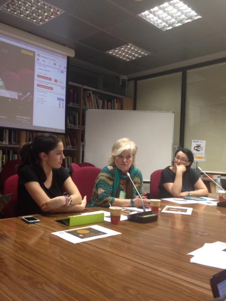 Redes generosas d docentes profesionales: mejor modo d tener un gran PLE <a href="/londones/">Mercedes #cineyeducación 🍏🎬</a> en #MOOCaféINTEF #CDigital_INTEF