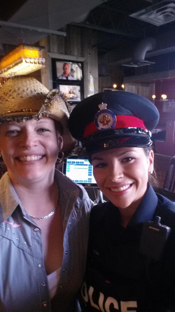 LSWhitby's tweet image. Raising money for the special Olympics! #roadrunner#copsandcowboys #lonestar