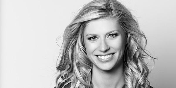 UTMDAnderson's tweet photo. Life as a young adult cancer survivor: http://t.co/bkSCTMAArX @KayceSmith11  #melsm #melanoma #endcancer http://t.co/Krqtrz93Z7