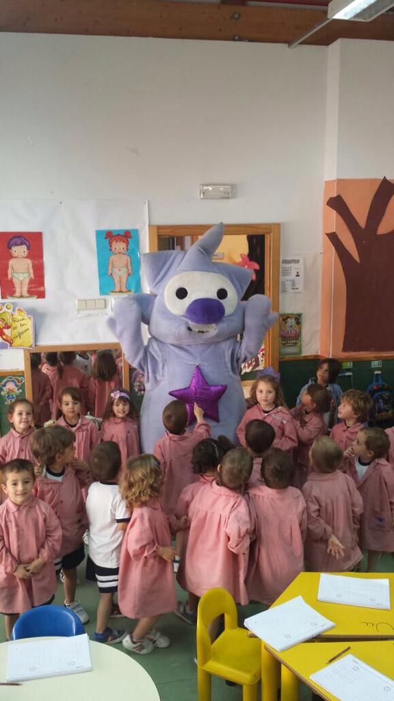 Los alumnos de Educación Infantil reciben la visita de sus mascotas: CHUCU, LILA y PINTO.