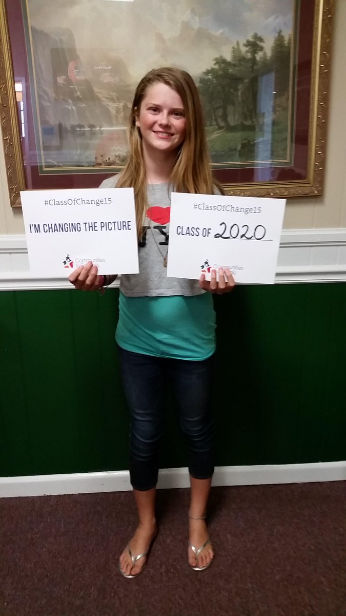 CISLMS's tweet image. These students at Loganville Middle School are changing the picture #ClassofChange15