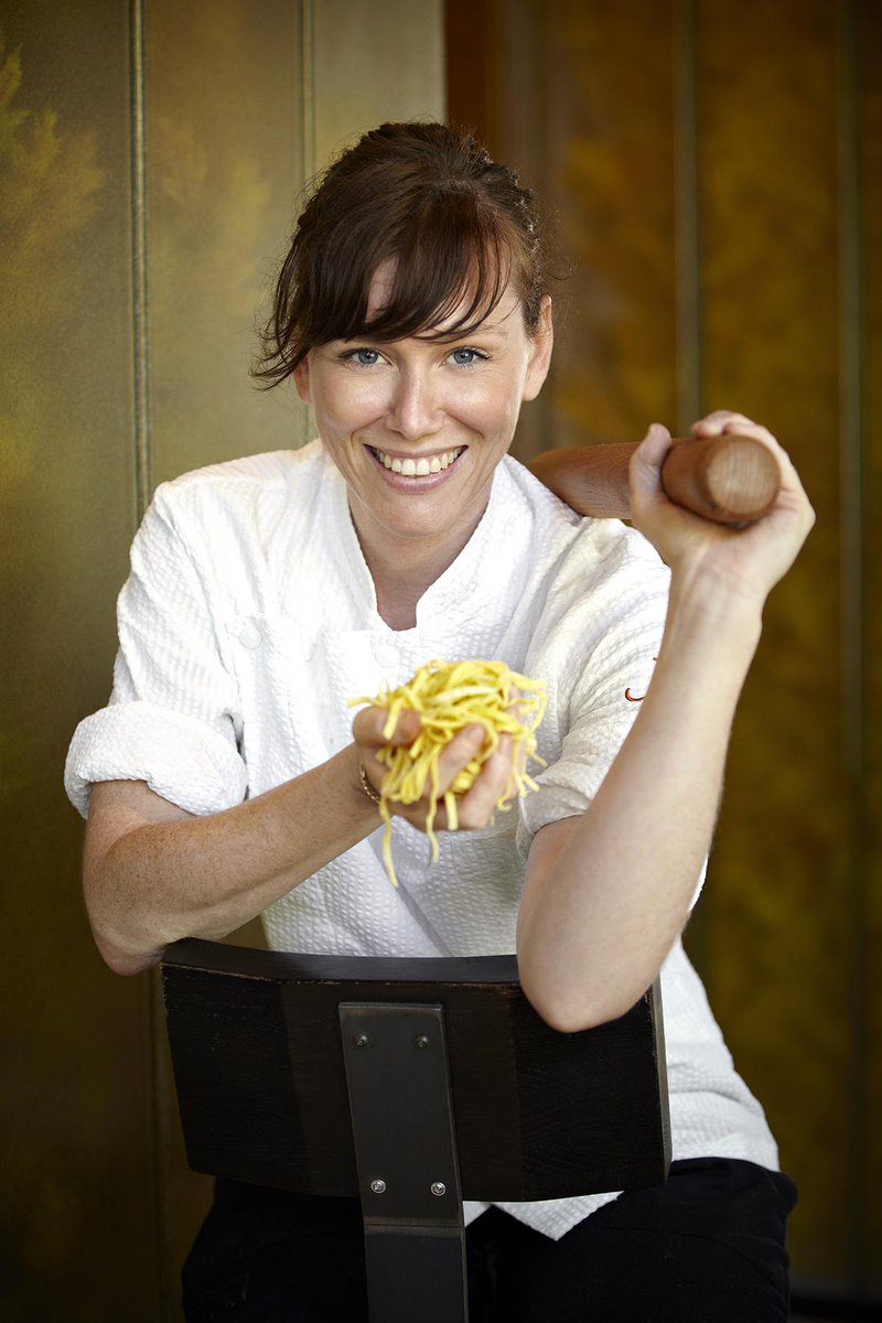 @CasaLucaDC Chef Erin Clarke is cooking <a href="/beardfoundation/">James Beard Foundation</a> in June! #womenrockthekitchen bit.ly/1EEfQBo