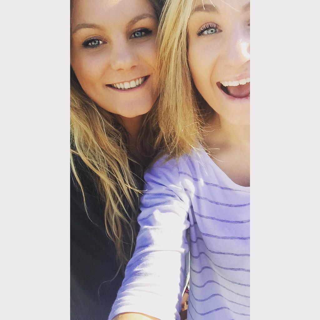 So we just finished 4 years of University 🎉🎉🎉