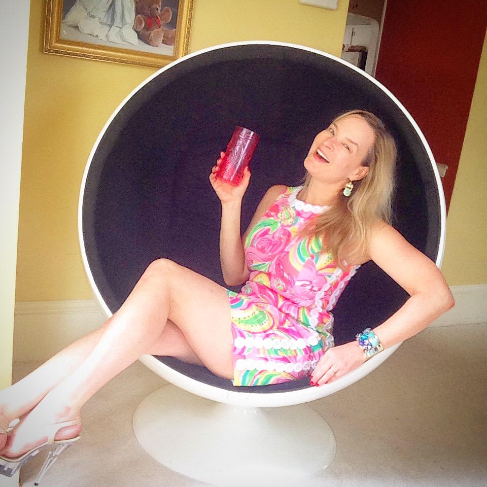KatBoydShow's tweet photo. Lunch time! Time for a Mai Tai &amp; the Katherine Boyd Show on @CLESound! http://t.co/AjtmiJsF8T http://t.co/p0UXFdhIxC