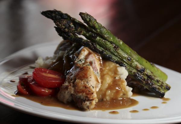 courierjournal's tweet photo. Feast your eyes on a review of @VillageAnchor by restaurant critic @WhatNancyThinks http://t.co/JdzXKjFLnF @eat502 http://t.co/EH7QHIt60s
