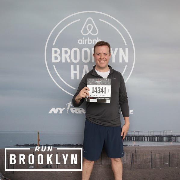 TameMore's tweet photo. #AirbnbBKHalf http://t.co/9AOfa7OsFw