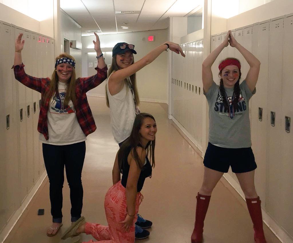 portsoftball's tweet photo. We've got the Stars and Stripes on our side today #beatnorthreading #USA http://t.co/jLtLbkC2eB