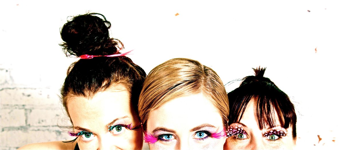 Broken_Rhythms_'s tweet image. Check out Broken Rhythms on Facebook for more info about #LASHBASH 
Coming at you JULY4th #yyjevents #yyjarts #dance