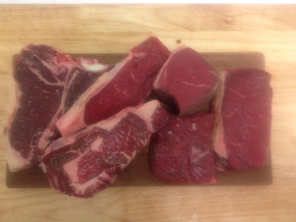 samcollinschef's tweet photo. @AubreyAllen #steak night tonight @TheEmbankment Choose Your weapon! #steak #meat http://t.co/zqvNpbHaOV