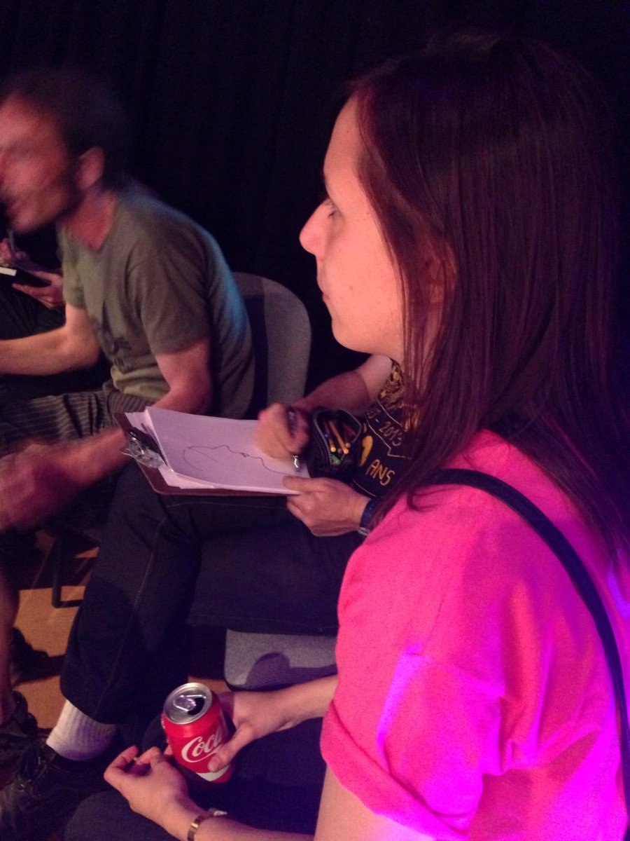DogetSylvie's tweet photo. Venez vous faire caricaturer !!!! #NUITDESMEDIAS15 http://t.co/QPU298Us8Z