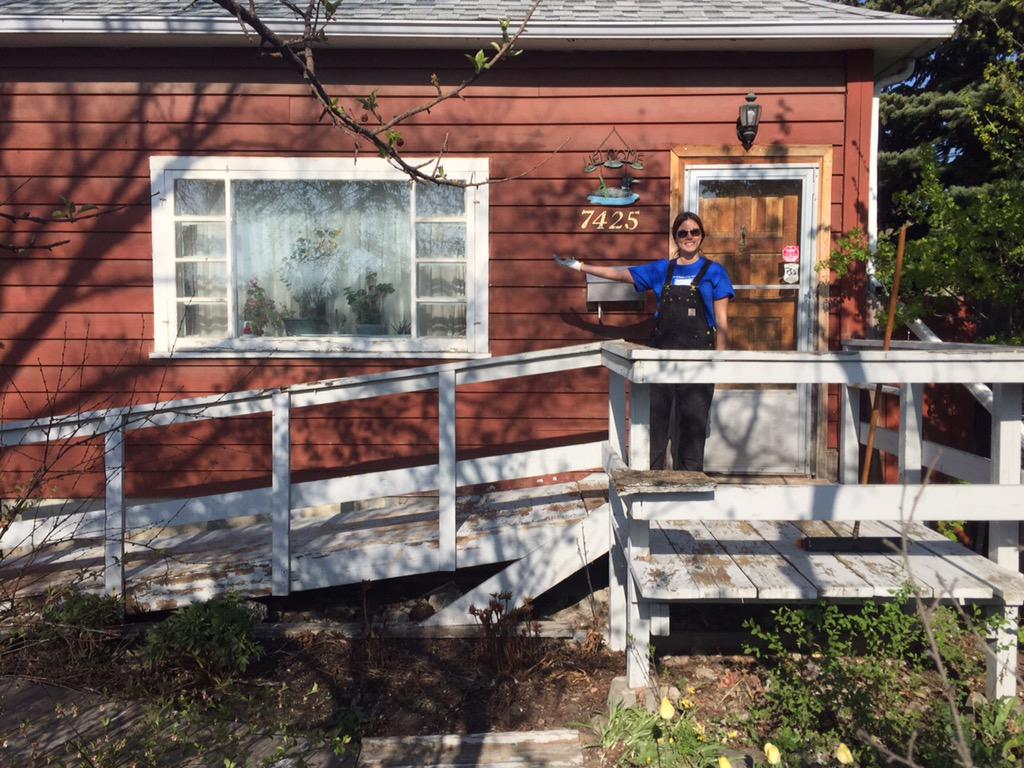 atbfinancial's tweet photo. Mark, Craig &amp; Stephanie give this Ogden house some TLC at the #unitedway #dayofcaring in #yyc. http://t.co/yBG3Lf8A6d