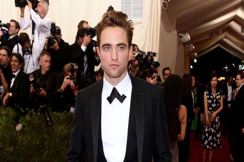 Happy birthday R. Pattz! Let s all take a moment to admire the one and only, Robert Pattinson.  
