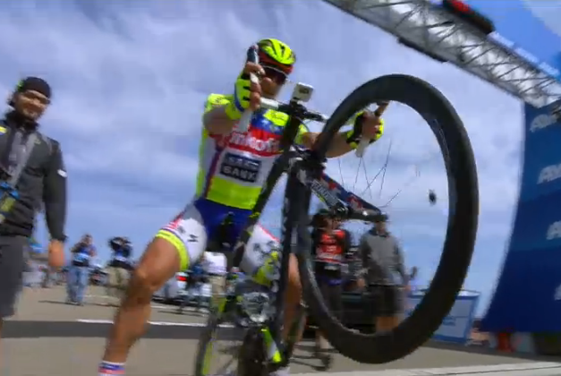 nuestrociclismo's tweet photo. #ATOC10th #Atoc Etapa 5. triunfo de @tinkoff_saxo con @petosagan @Ultimo_km1 @BiciGoga http://t.co/DGa0Lgjh0N
