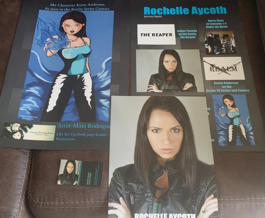 Ravens_Fire_'s tweet photo. My posters, cards, and pics got here just in time for #XCONMB #ComicCon #ReapTV #Reapsters #TheReaper #Realm http://t.co/T7n9qRTlUF