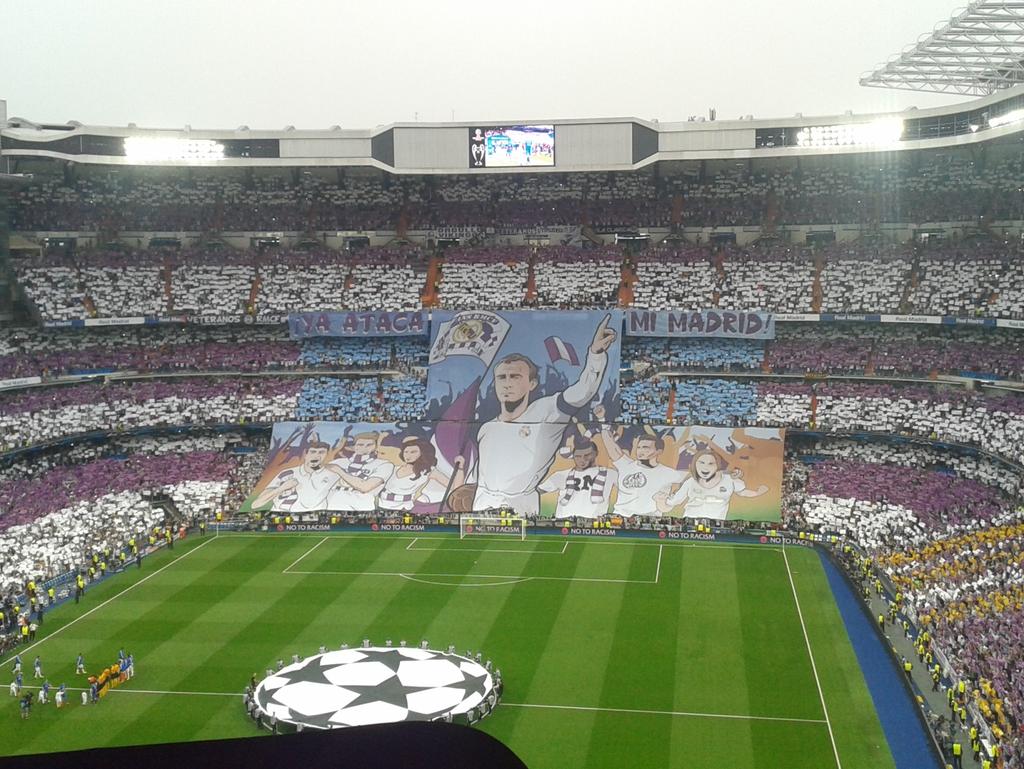 aficion_Rmadrid's tweet photo. Tifo Real Madrid - Juventus http://t.co/8npAcWj7pu
