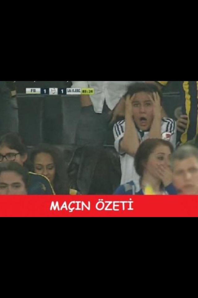 GStUncAyGS's tweet photo. HAHAHAHAHAAHAHAGAGAGAGHAHAJSKDKSBABAHAHAHAHA http://t.co/FNRrdAc0gl