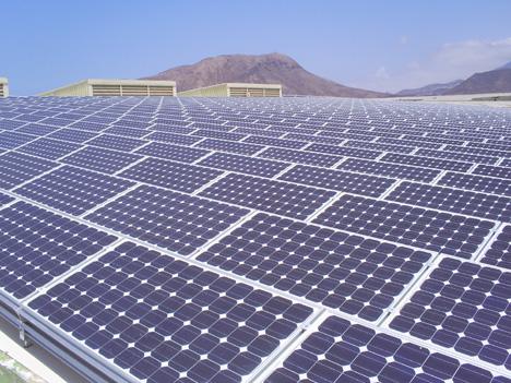 Es_renovable's tweet photo. #Honduras inauguró mayor parque de energía solar de América Latina 
http://t.co/SmtgMkk290 #Renovables #medioambiente http://t.co/NTi2h6FnO4