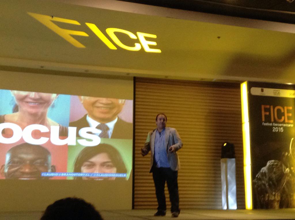 topnube's tweet image. Inicia la segunda parte de la segunda parte del ultimo dia de #fice2015 con @ClaudioSeguelR #topnubeenelfice2015