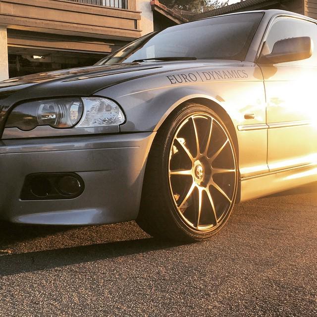 slammedbimmers's tweet photo. WCW! #wheelcrushwed #nichenation #excelmotorsports #sexybeast #e46 #bae #bmw #lowlife #msport #coilscominsoon #bmw_… http://t.co/v70rXzmotv