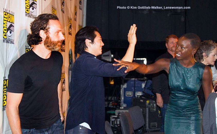 Evento San Diego Cómic Con, 2015. Andrew <a href="/steveyeun/">឵🕊️</a> <a href="/mcbridemelissa/">Melissa McBride</a> <a href="/Cudlitz/">Michael Cudlitz</a> &amp; <a href="/DanaiGurira/">Danai Gurira</a> =) #TWDFamily